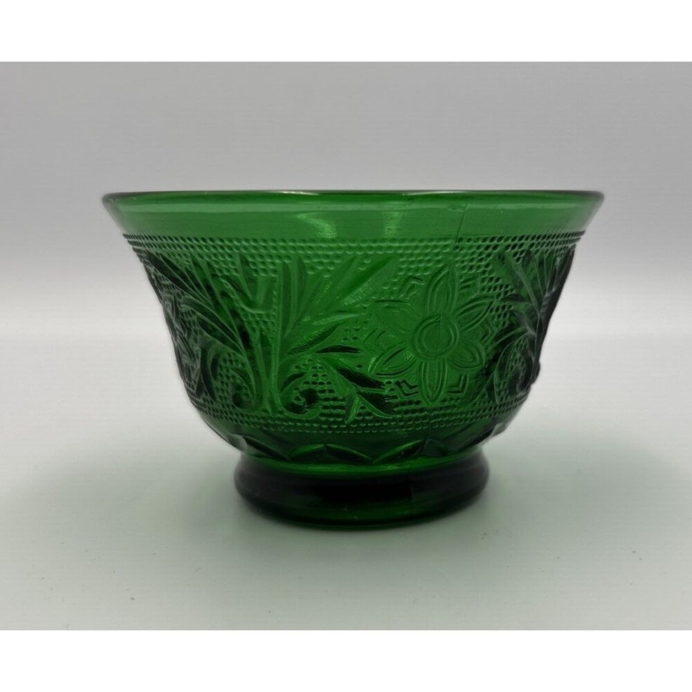 Vintage Emerald Green Pressed Glass Berry Dessert Bowls Floral Set of 2 - Picture 6 of 9